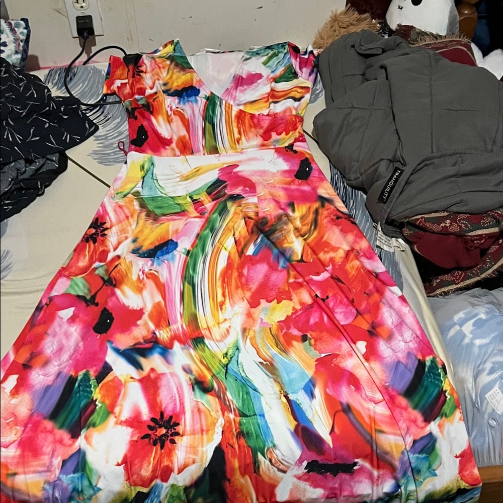 VENUS Colorful Floral Maxi Dress